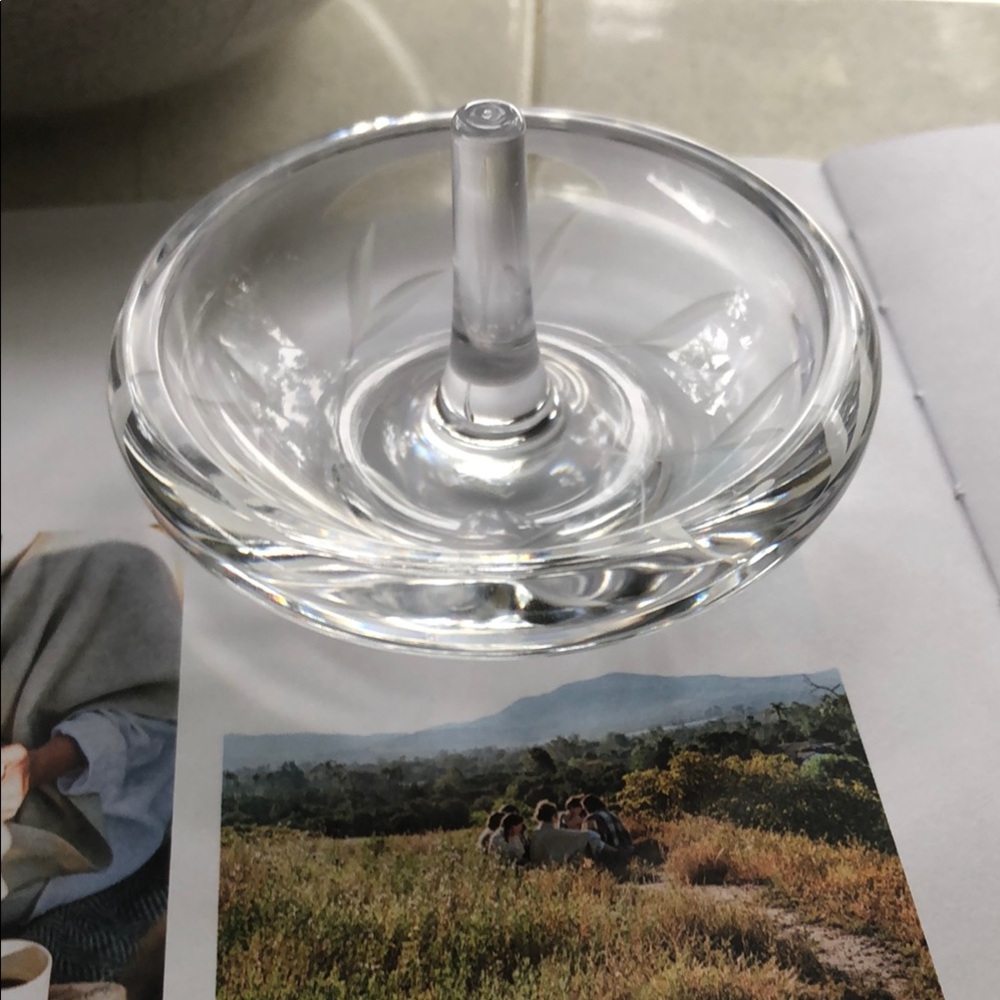 Lenox Clear Glass Ring Holder - Picture 3 of 5
